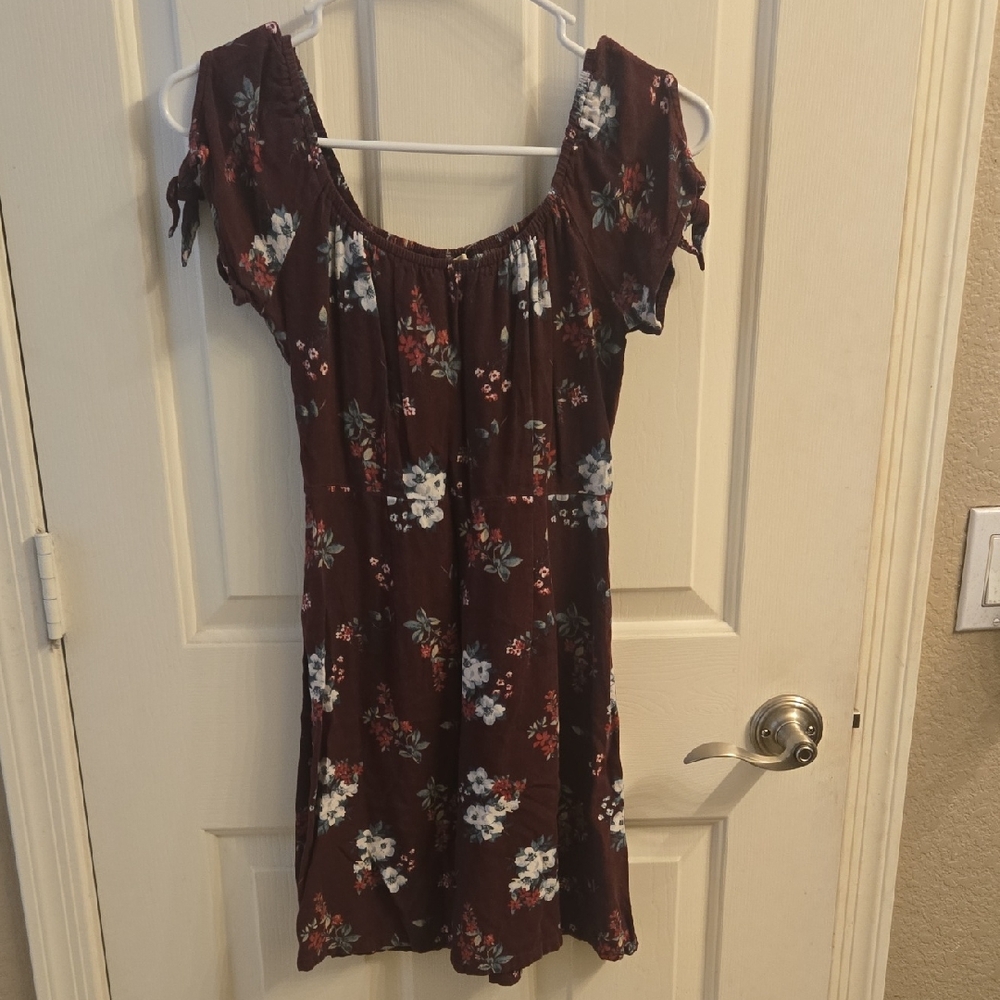 Hollister Floral Burgundy Dress Sz XS